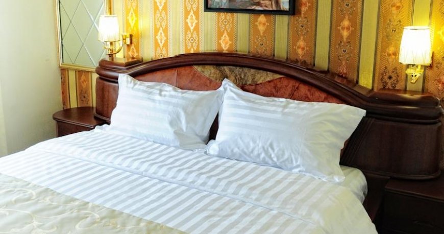 اتاق هتل کرون پالاس تفلیس