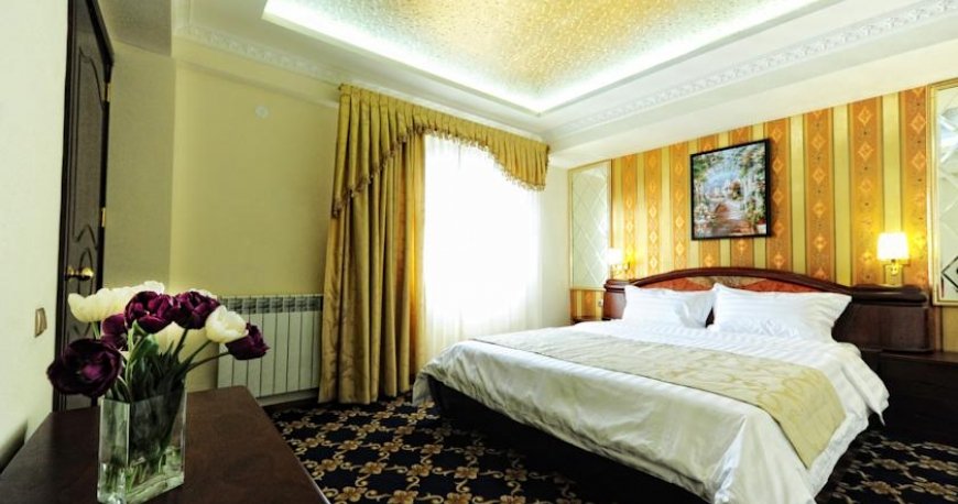 اتاق هتل کرون پالاس تفلیس