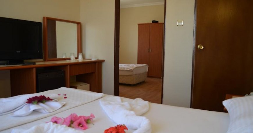 اتاق هتل گرند میلانو آیوالیک اتاق هتل گرند میلانو آیوالیک