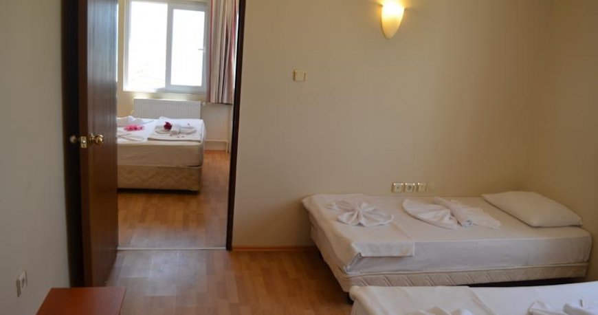 اتاق هتل گرند میلانو آیوالیک اتاق هتل گرند میلانو آیوالیک