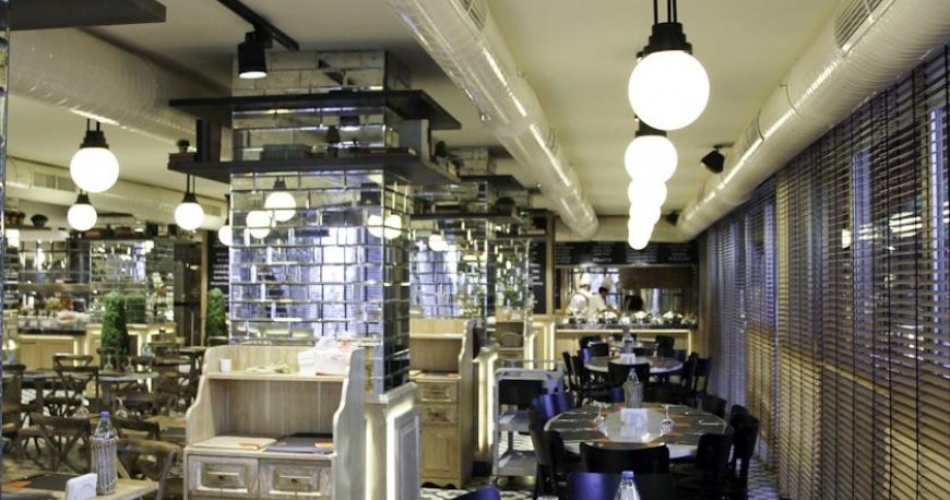 رستوران هتل الگانس اینترنشنال