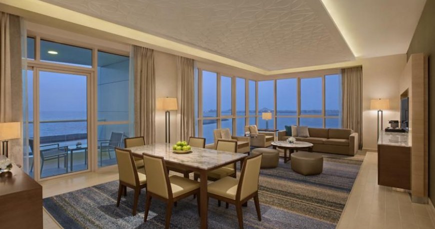 رستوران هتل دابل تری بای هیلتون دبی جمیرا بیچ رستوران هتل دابل تری بای هیلتون دبی جمیرا بیچ