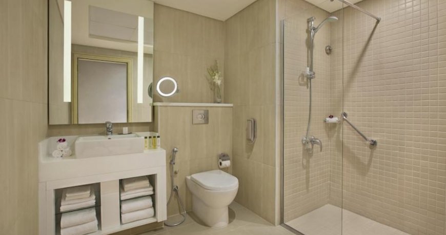 سرویس بهداشتی هتل دابل تری بای هیلتون دبی جمیرا بیچ سرویس بهداشتی هتل دابل تری بای هیلتون دبی جمیرا بیچ