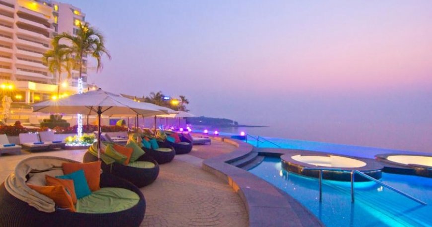 استخر هتل رویال کلیف پاتایا استخر هتل رویال کلیف پاتایا
