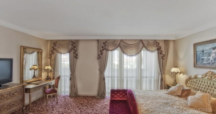 اتاق هتل کرملین پالاس آنتالیا