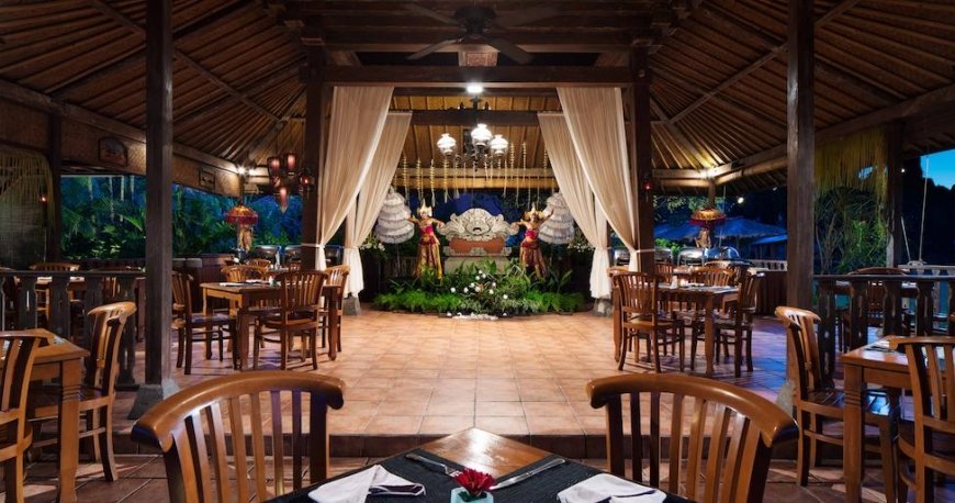 هتل وایت رز کوتا ریزورت بالی