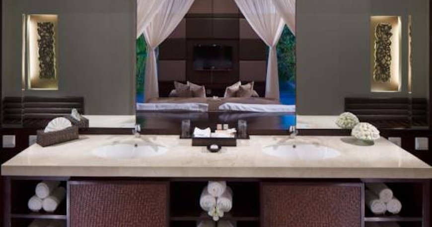 هتل وایت رز کوتا ریزورت بالی