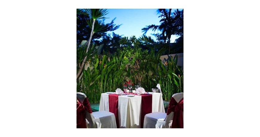 هتل وایت رز کوتا ریزورت بالی