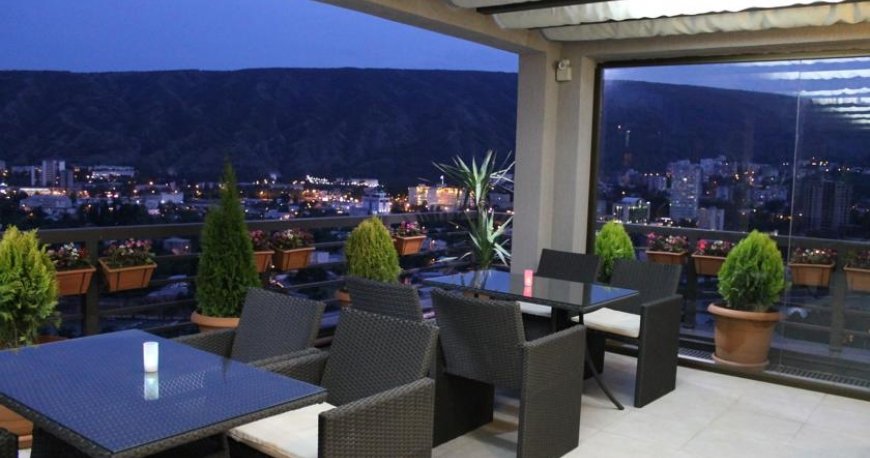 هتل دلابائوری هتل دلابائوری