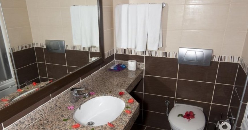 اتاق هتل کوئینز پارک آنتالیا