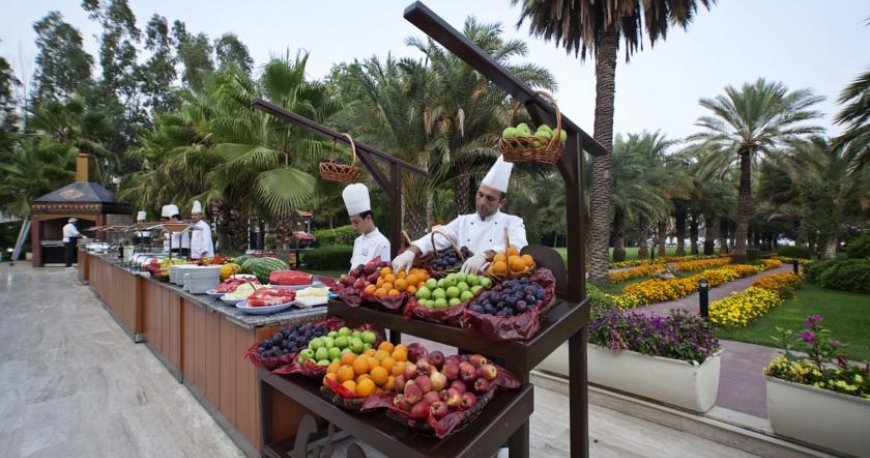 رستوران هتل کوئینز پارک آنتالیا