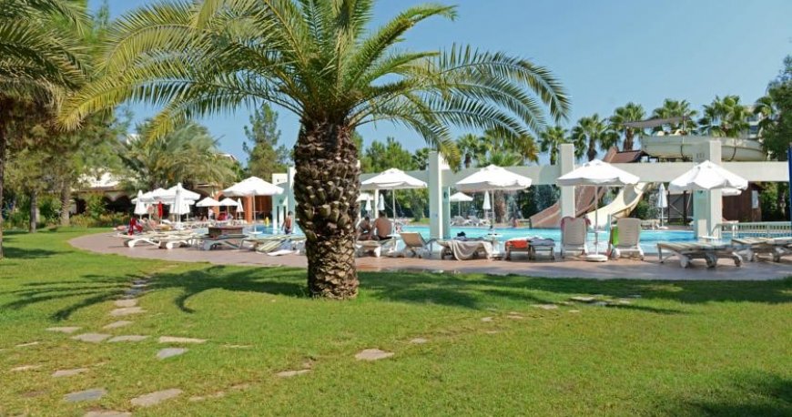 هتل کوئینز پارک آنتالیا