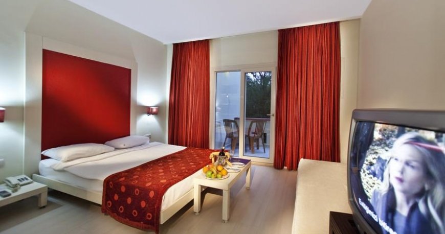 اتاق هتل کوئینز پارک آنتالیا