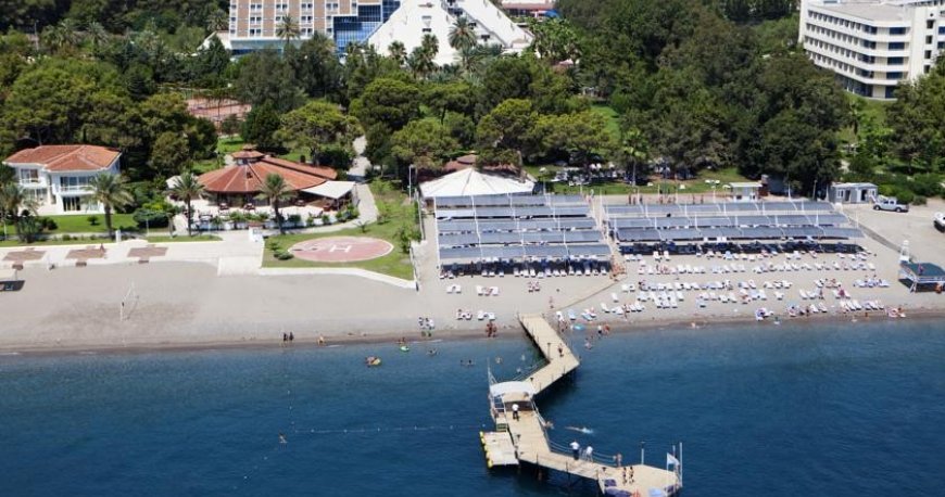 ساحل هتل کوئینز پارک آنتالیا