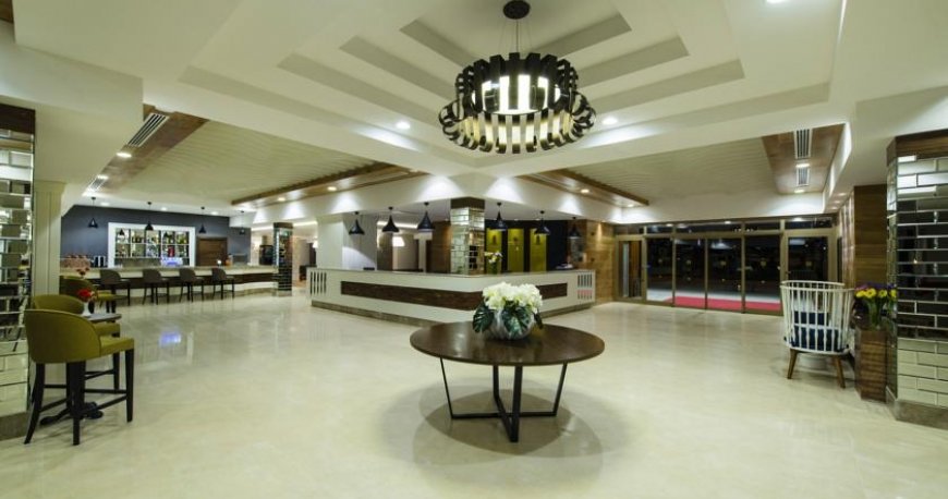 لابی هتل گرند پارک آنتالیا