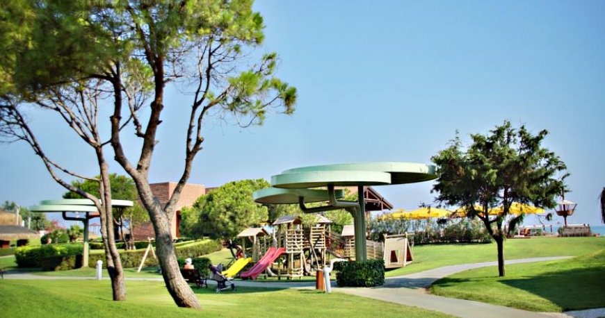 فضای سبز هتل گلوریا ورده آنتالیا