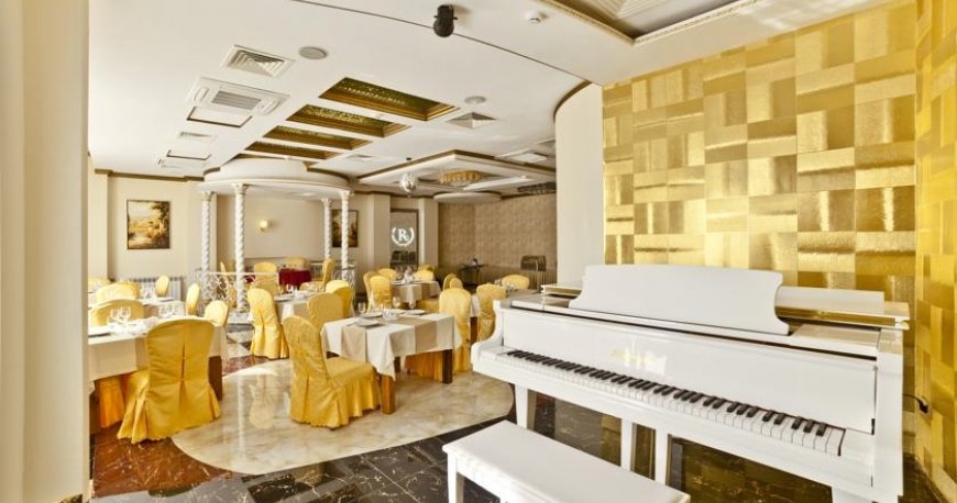 لابی هتل کرون پالاس تفلیس