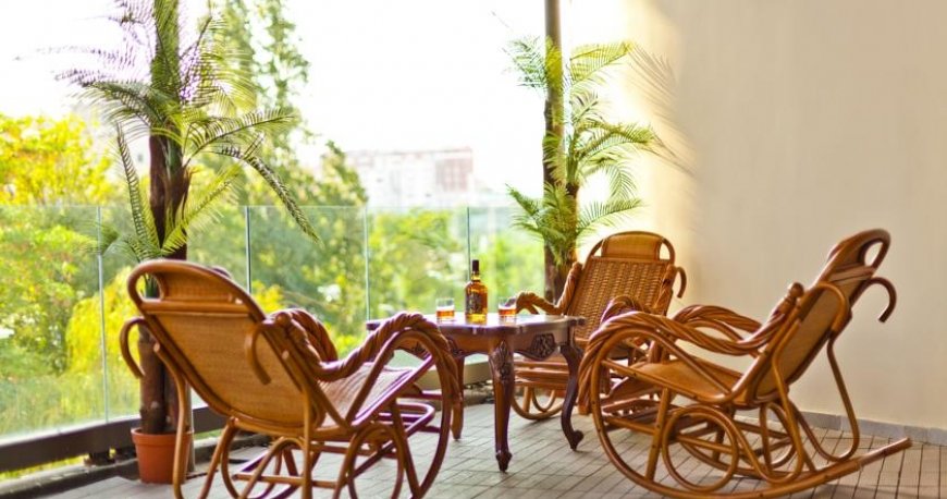 لابی هتل کرون پالاس تفلیس