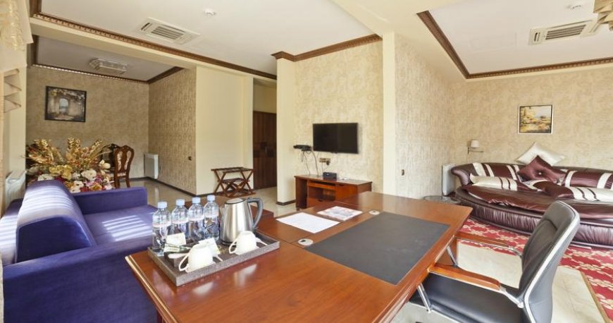 اتاق هتل کرون پالاس تفلیس