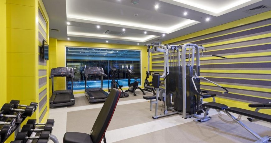 سالن بدنسازی هتل کارمیر ریزورت آنتالیا