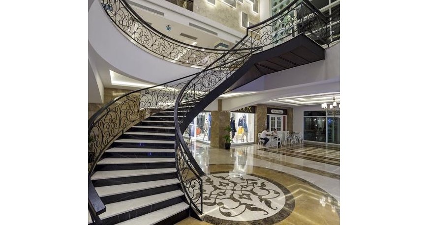 لابی هتل کارمیر ریزورت آنتالیا