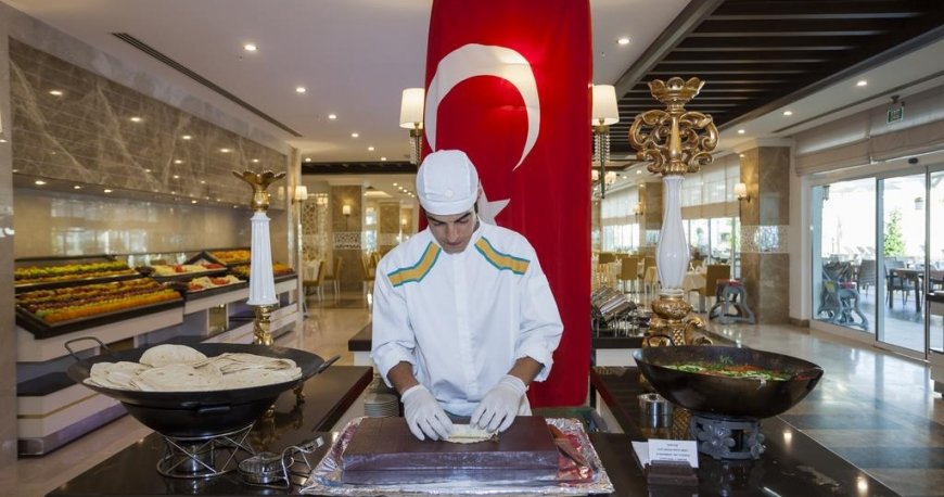 رستوران هتل کارمیر ریزورت آنتالیا