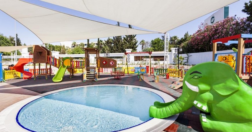 کیدز کلاب هتل کارمیر ریزورت آنتالیا