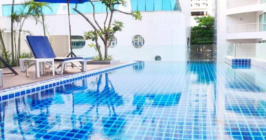 استخر هتل وان استار پاتایا