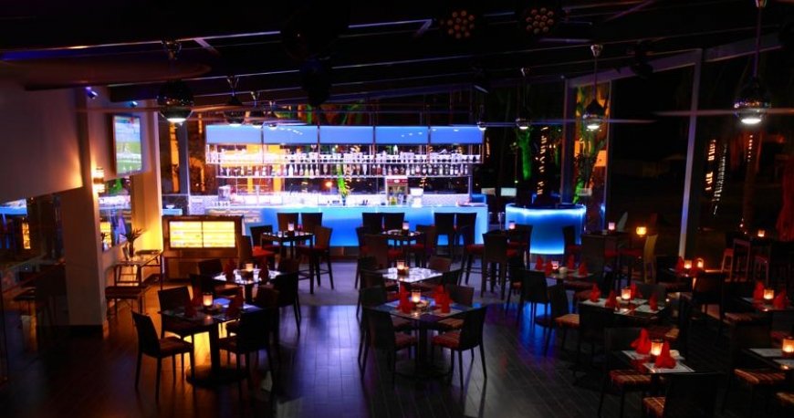 رستوران هتل هالیدی ویلا لنکاوی مالزی