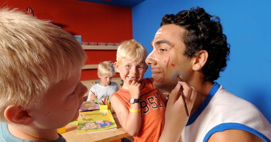 کیدزکلاب هتل وایکینگ استار آنتالیا