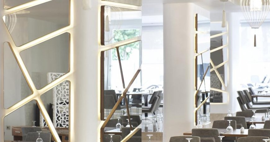 رستوران هتل بلو بی پلاتینیوم