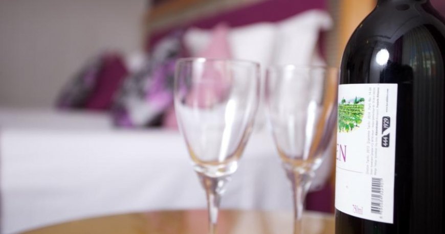 اتاق هتل کارلتون اتاق هتل کارلتون