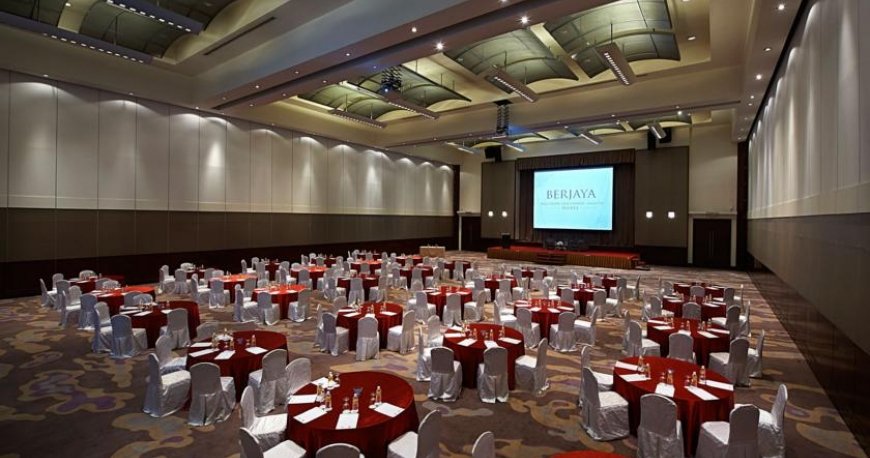 لابی هتل برجایا تایمز اسکور کوالالامپور لابی هتل برجایا تایمز اسکور کوالالامپور