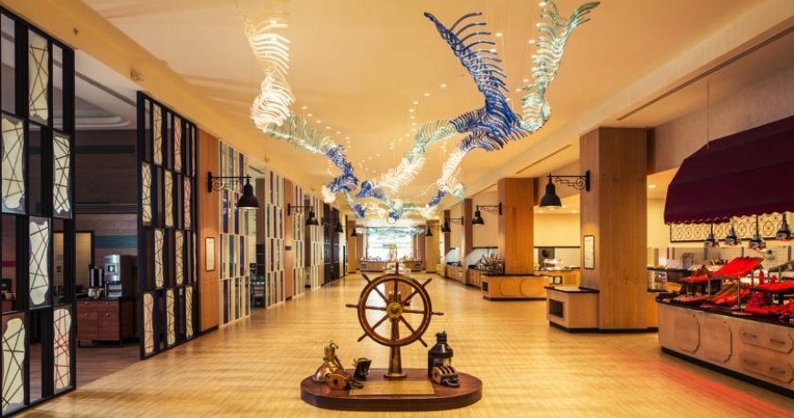 رستوران هتل تایتانیک لارا آنتالیا