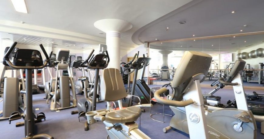 سالن بدنسازی هتل آزیمات المپیک مسکو روسیه