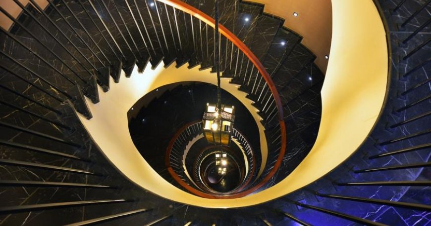 لابی هتل پرا تولیپ بای مولتون استانبول