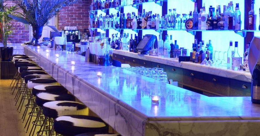 رستوران هتل پرا تولیپ بای مولتون استانبول