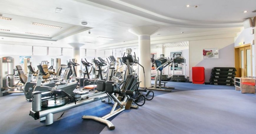 سالن بدنسازی هتل آزیمات المپیک مسکو روسیه