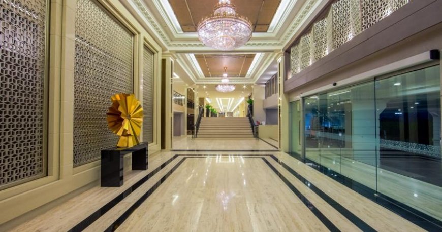 لابی هتل مندرین بای سنتر پوینت لابی هتل مندرین بای سنتر پوینت