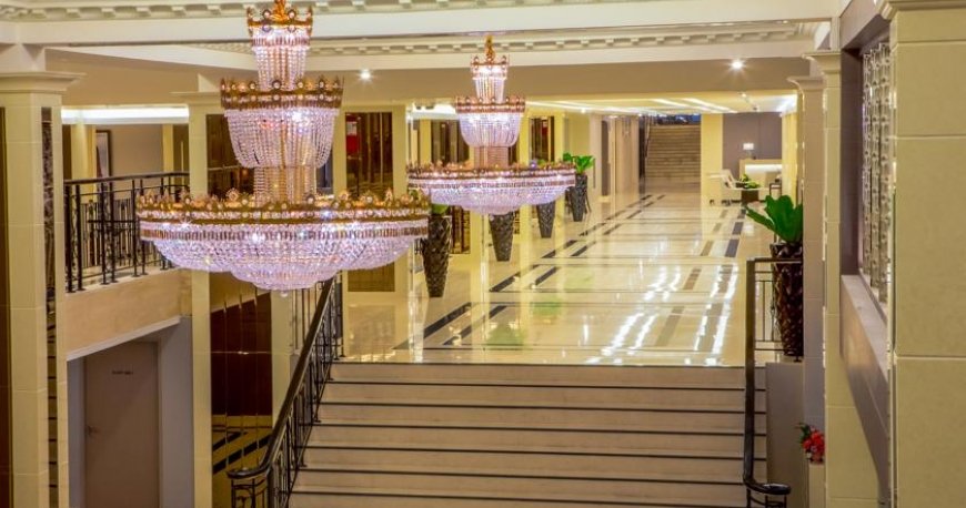 لابی هتل مندرین بای سنتر پوینت لابی هتل مندرین بای سنتر پوینت