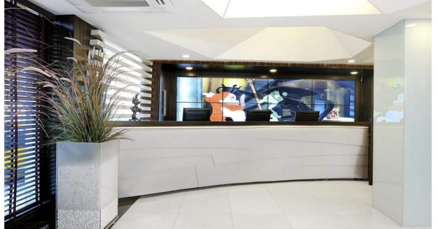 لابی هتل کارتن