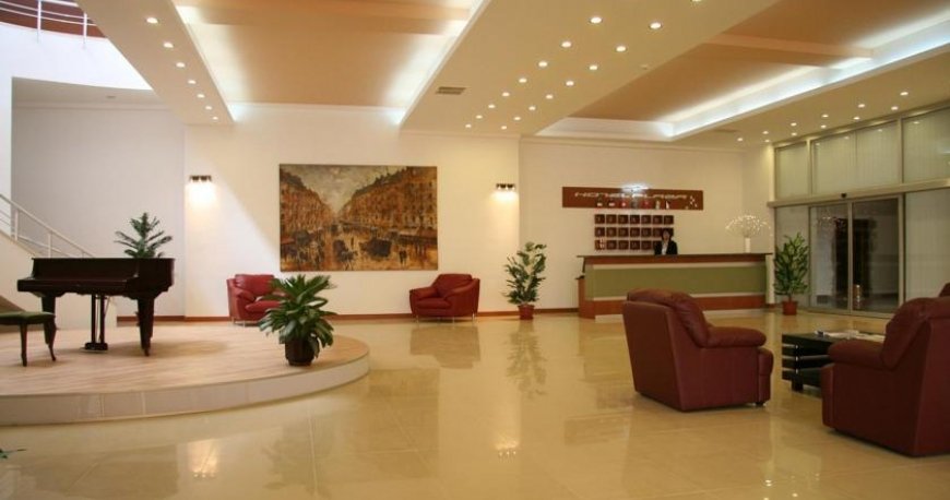 لابی هتل دی پلازا لابی هتل دی پلازا