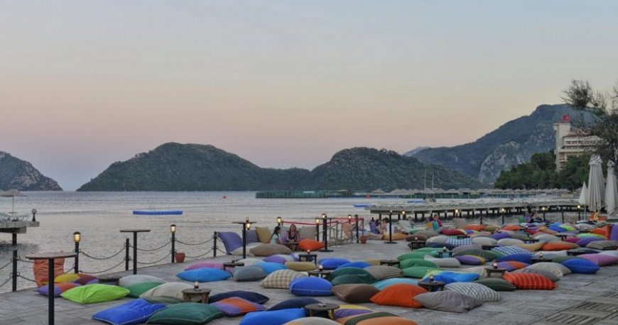 هتل گرند یازیکی کلاب تربان