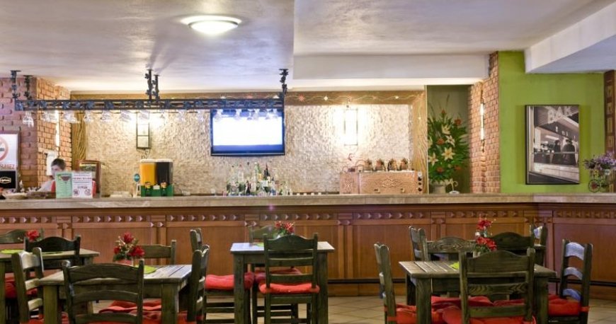 رستوران هتل گرند یازیکی کلاب تربان