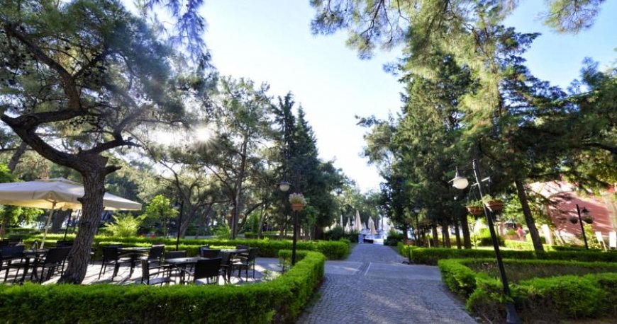 هتل گرند یازیکی کلاب تربان