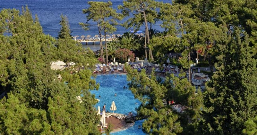 هتل گرند یازیکی کلاب تربان