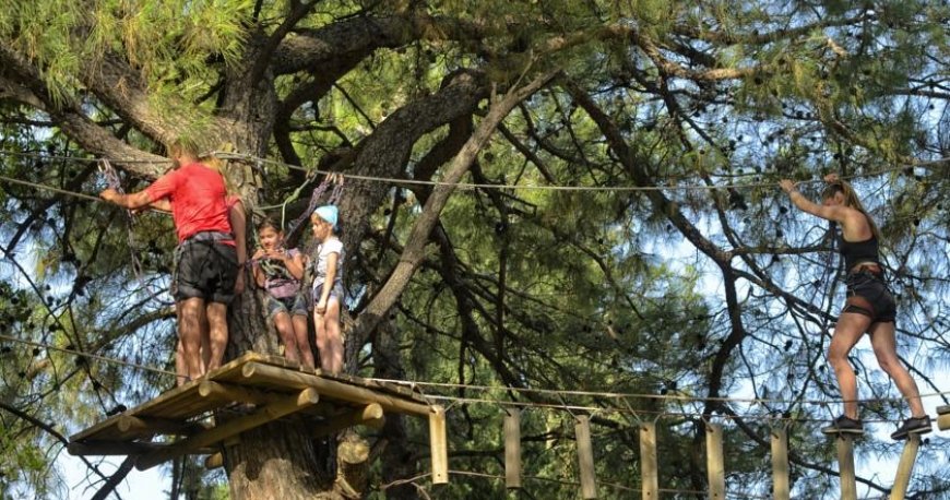 هتل گرند یازیکی کلاب تربان