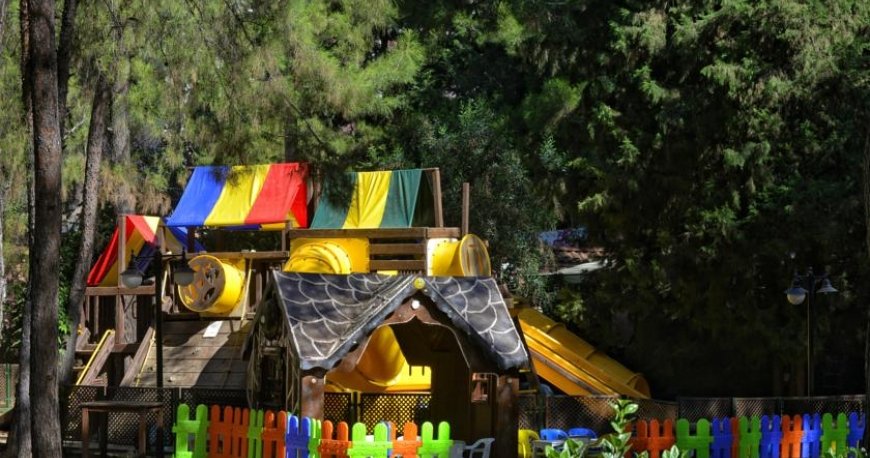 کیدز کلاب هتل گرند یازیکی کلاب تربان