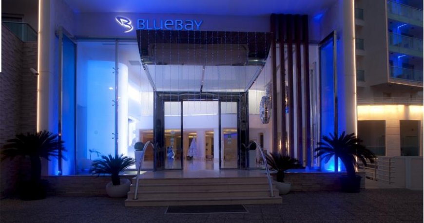 هتل بلو بی پلاتینیوم