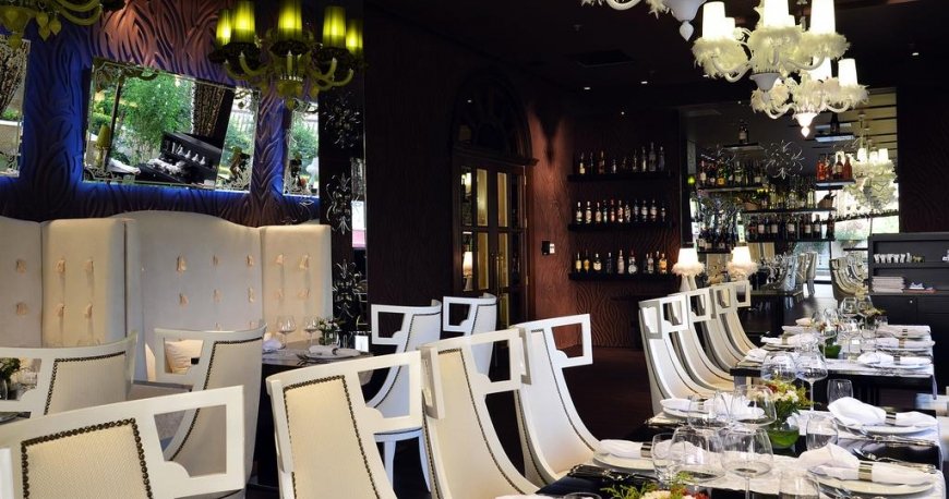 رستوران هتل آلوادونا آنتالیا